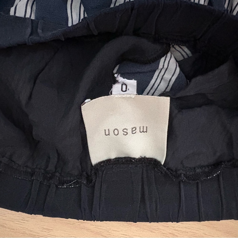 MASON Sz 0 Silk Shorts Striped Navy Blue White Black Lining Pockets - Picture 3 of 9